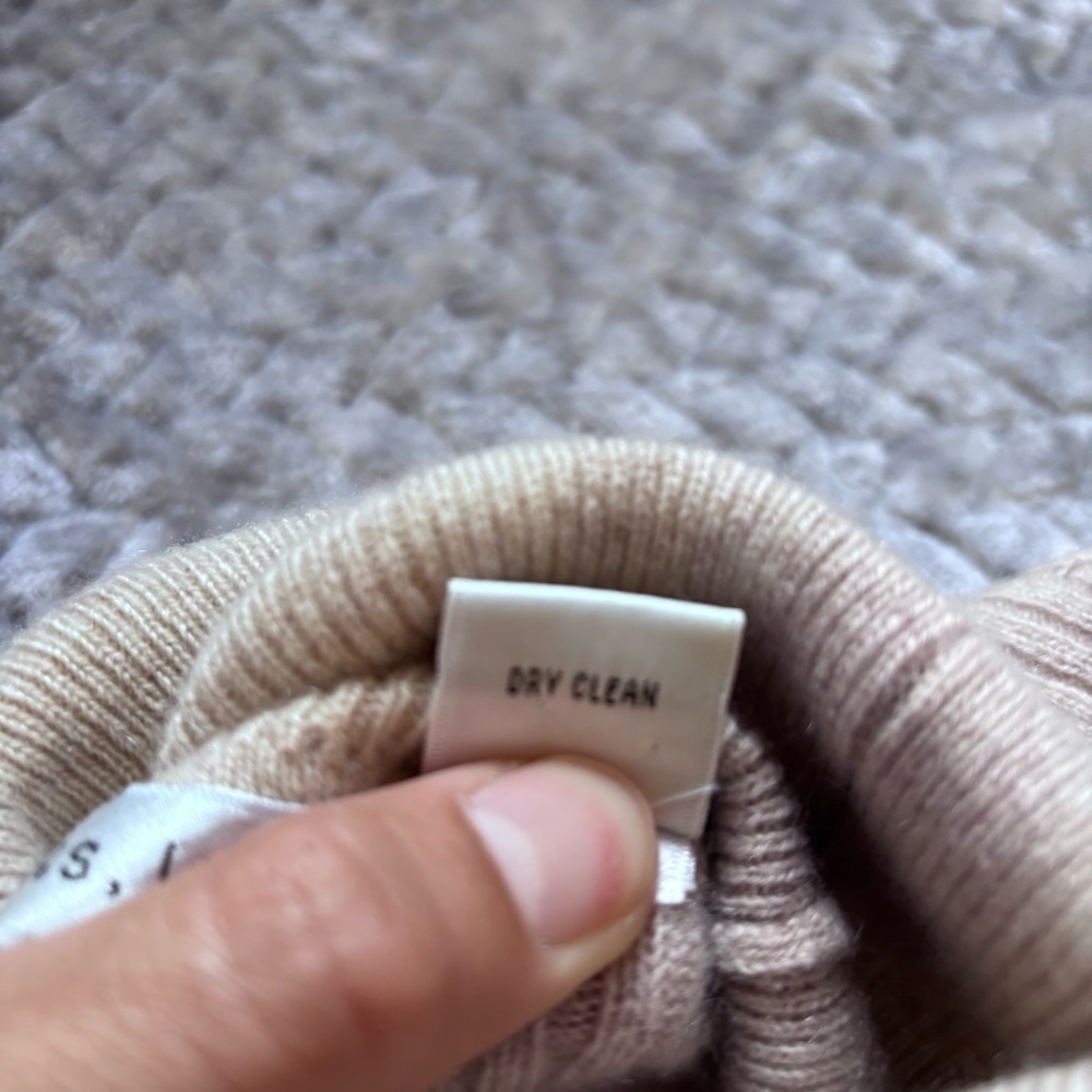 ⭐️⭐️⭐️Women’s Pursuits LTD 100% CASHMERE sweater neutral cream size medium - Picture 6 of 10